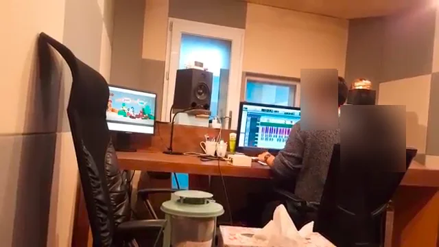 동아연필 CLAYON 사운드 후반 메이킹의 공개 이미지 · 인물 마스킹.